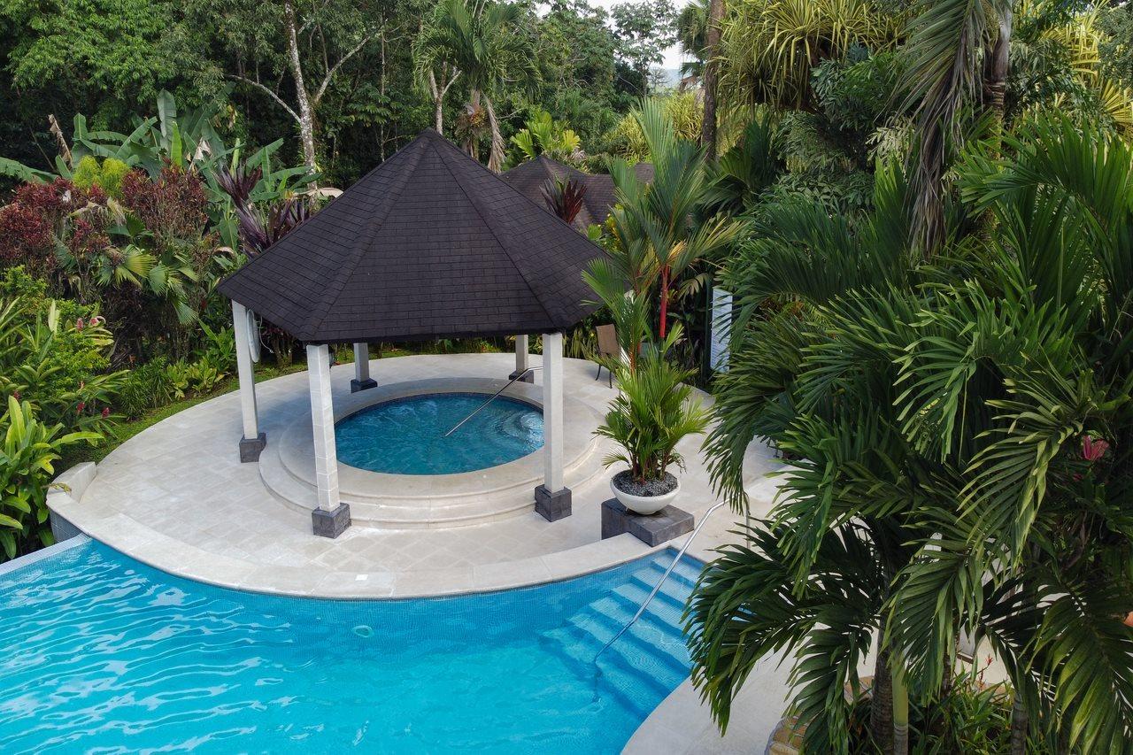 Hotel Lomas Del Volcan La Fortuna Bagian luar foto