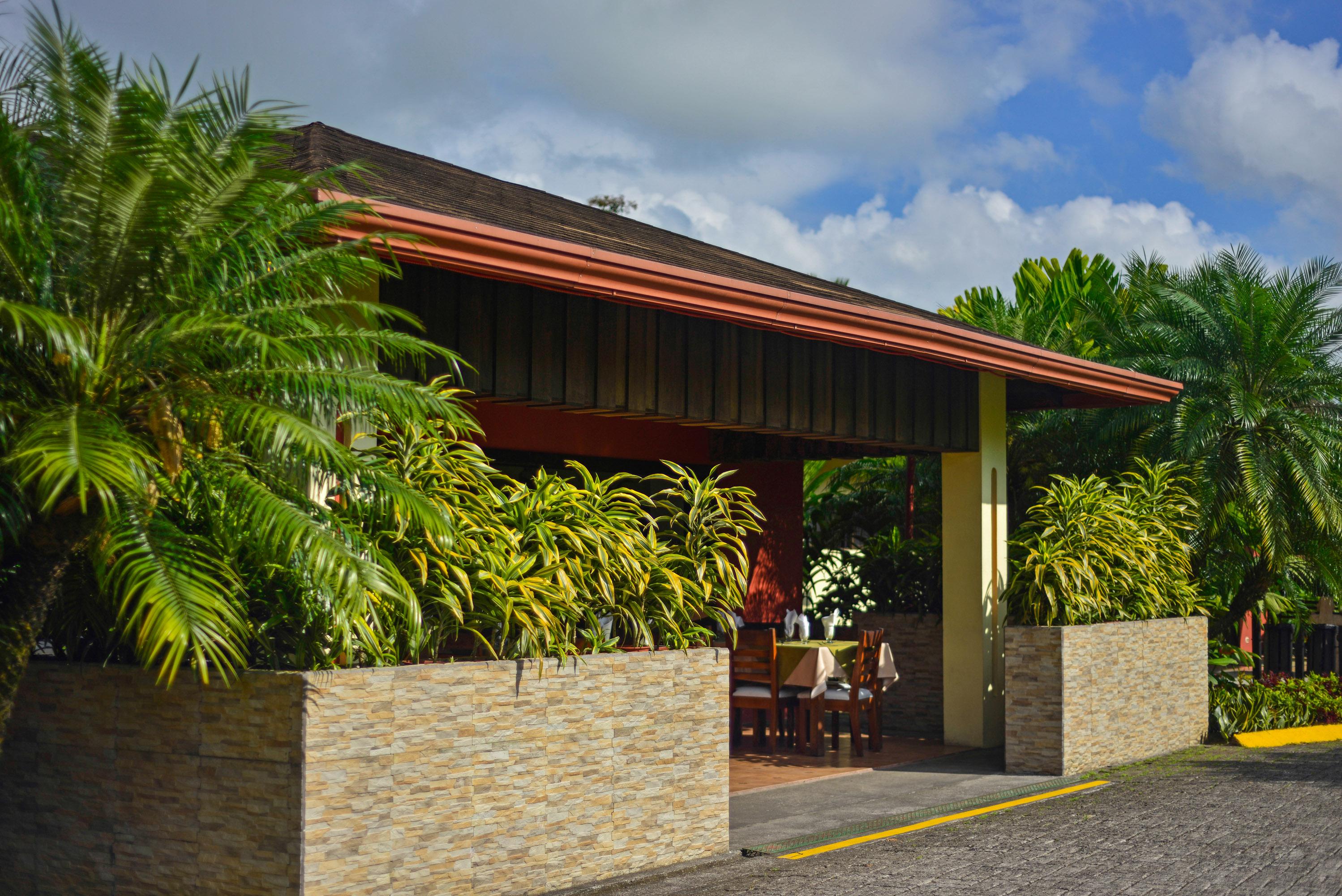 Hotel Lomas Del Volcan La Fortuna Bagian luar foto