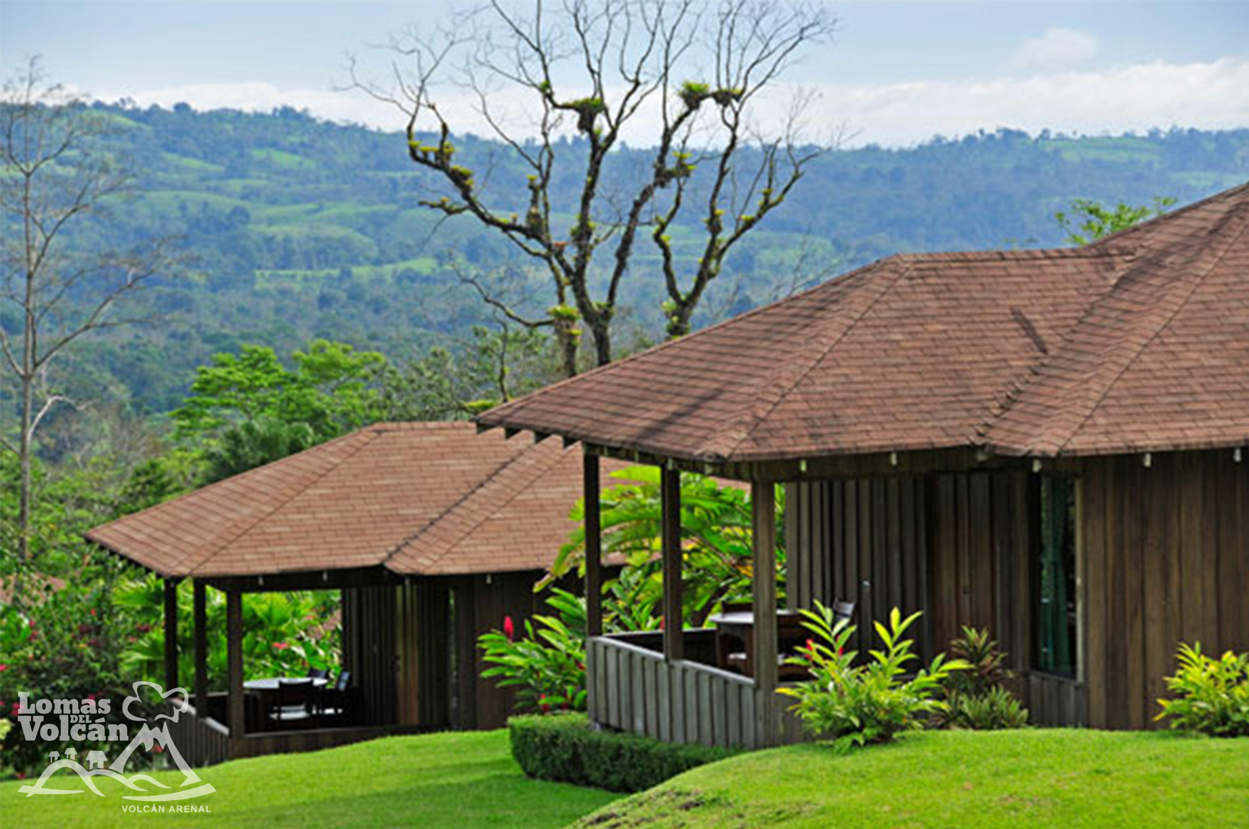 Hotel Lomas Del Volcan La Fortuna Bagian luar foto
