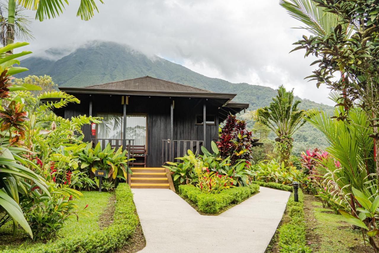 Hotel Lomas Del Volcan La Fortuna Bagian luar foto